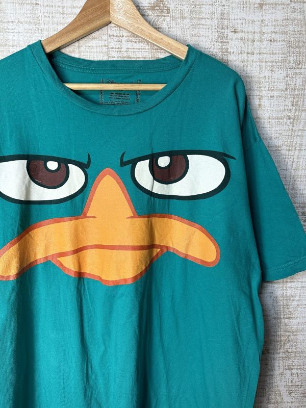 ☆超ビッグサイズ US古着 カモノハシ ペリー ファニアスとファーブ キャラクター イラスト ビッグプリント【2XL/XXL】コットン ◆4437◆拍卖