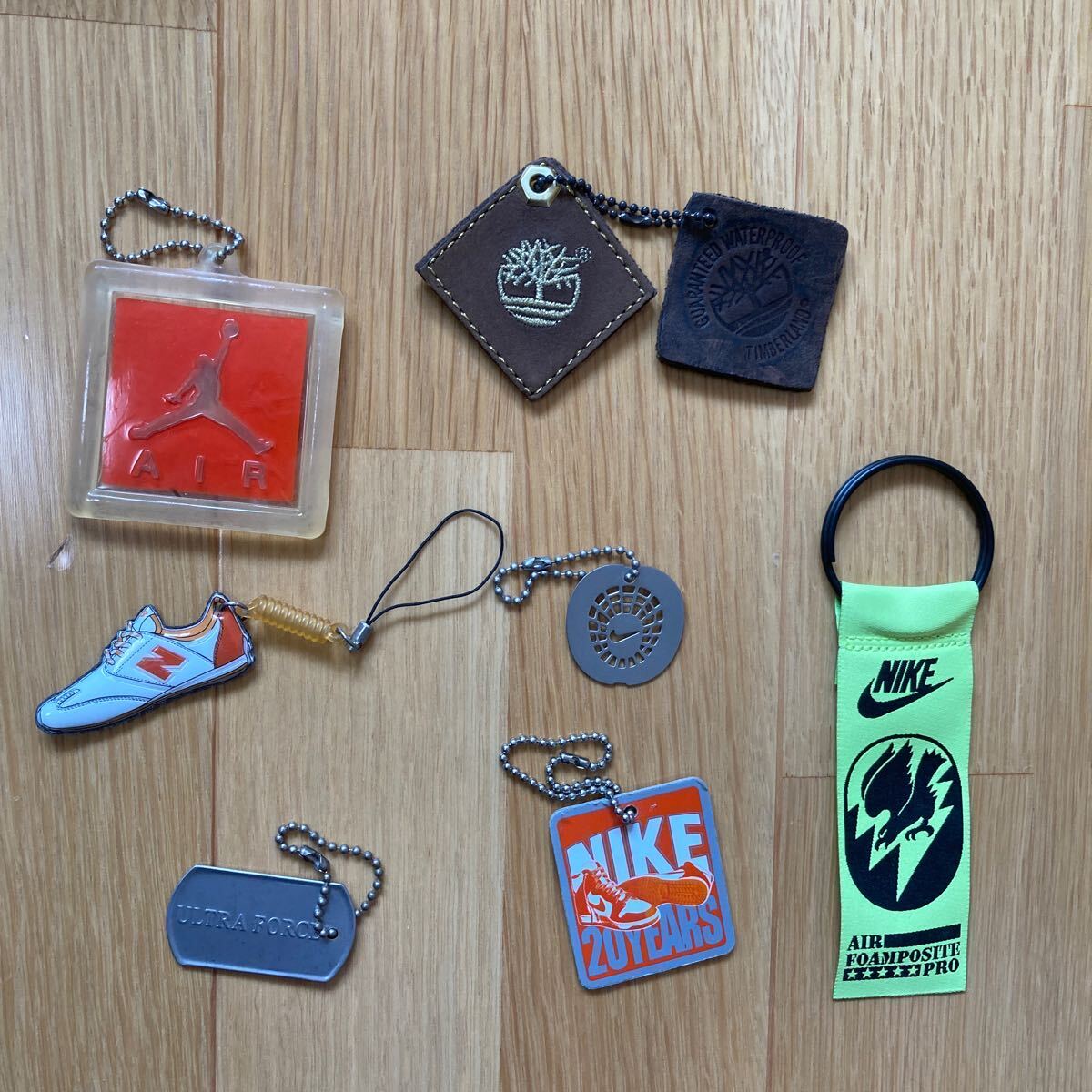 スニーカー キーホルダー Nike SB AIR JORDAN Timberland New Balance ナイキ ティンバーランド ニューバランス ジョーダン ポジット拍卖
