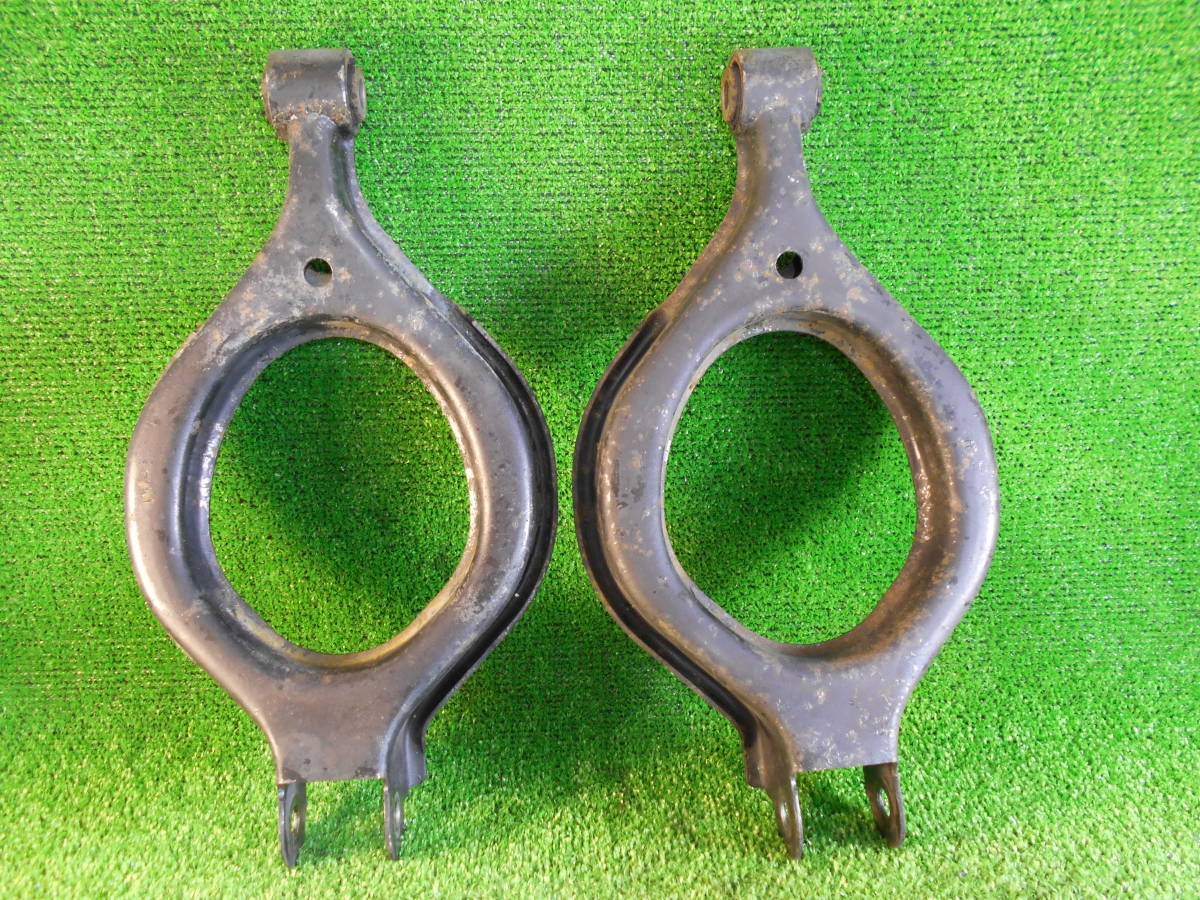 日産 フェアレディーZ Z32 AT 2by2 純正 リア アッパーアーム 左右セット 【中古】拍卖