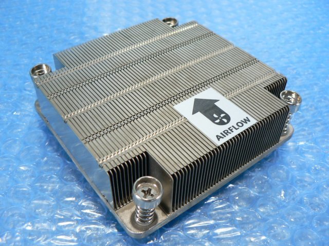 1FNG // Dell PowerEdge R210 Ⅱの CPU用 ヒートシンク 0W703N / ネジピッチ 約74 x 79 mm // 在庫5拍卖