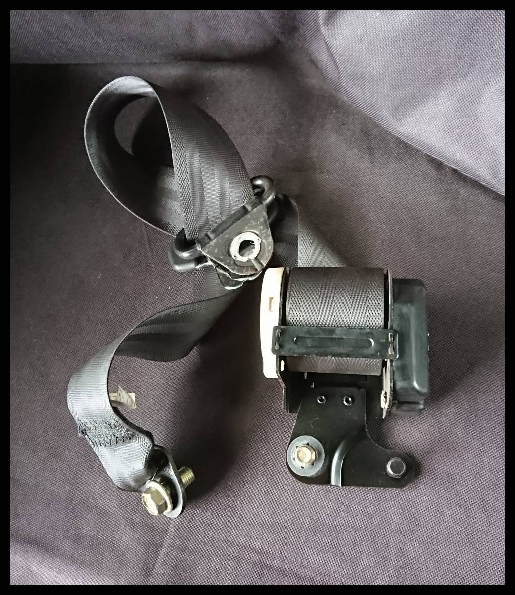 ◆ subaruスバル ヴィヴィオ KK4 RX-R リア 右 シートベルト W-3890拍卖