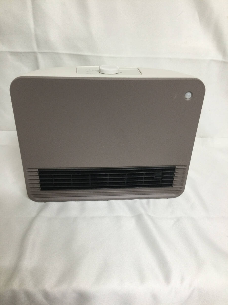 【北見市発】コイズミ KOIZUMI セラミックヒーター KPH-1226 2022年製 家電 コンパクト 人感センサー拍卖