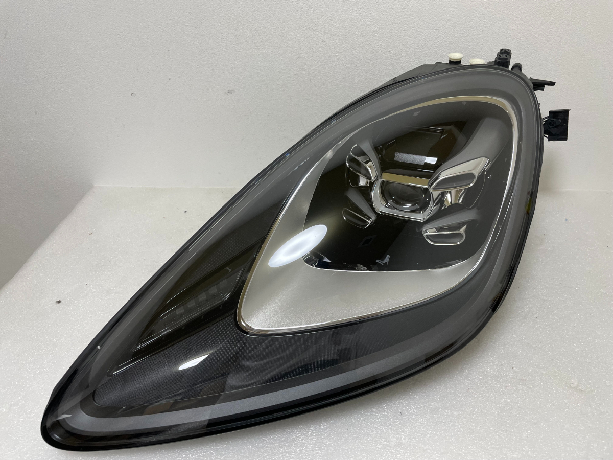 ☆ ポルシェ カイエン 959 9Y E3 ヘッドライト 左 ☆4428拍卖