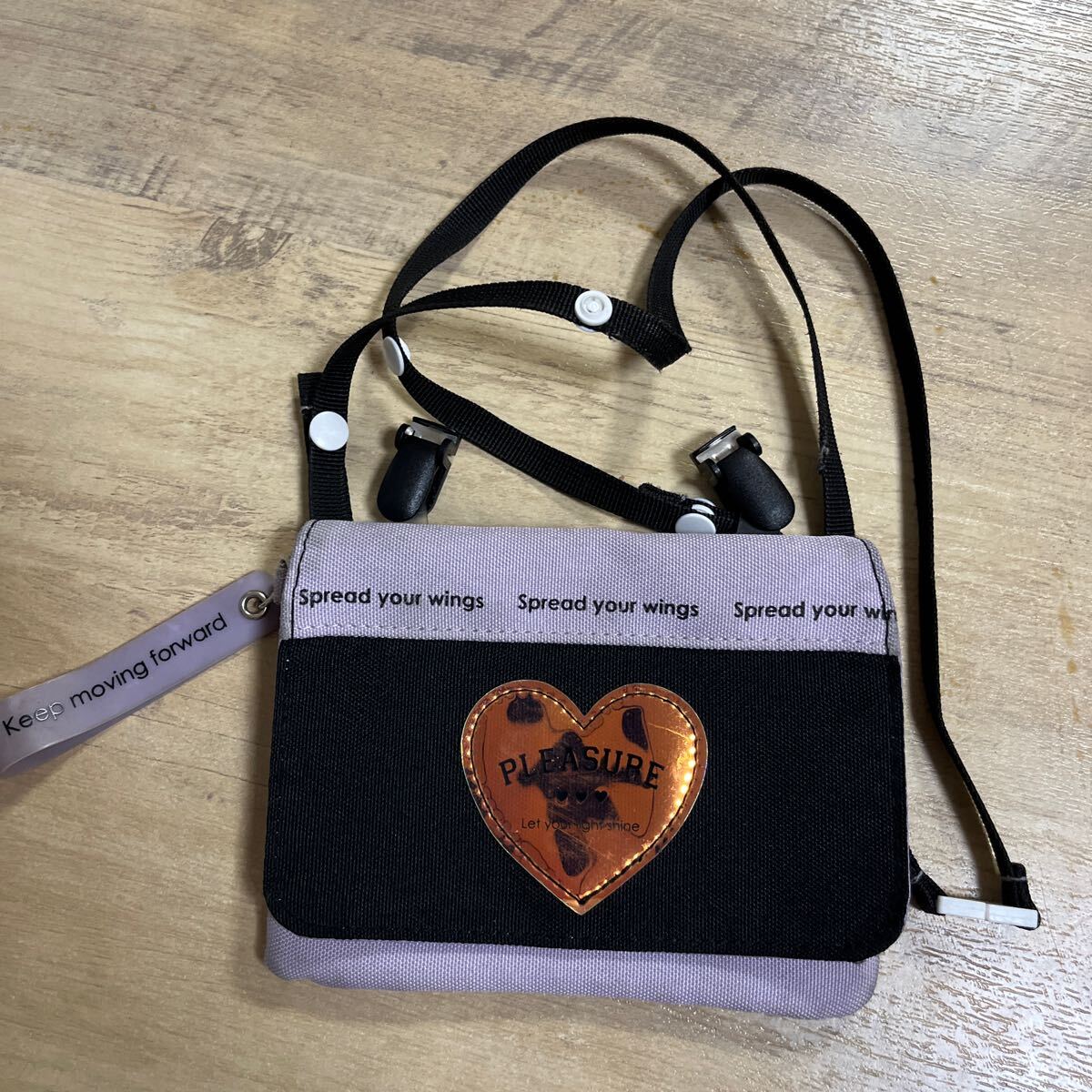 ハンカチ ポーチ ポシェットミニポシェット 小学校 ハンカチ入れ拍卖