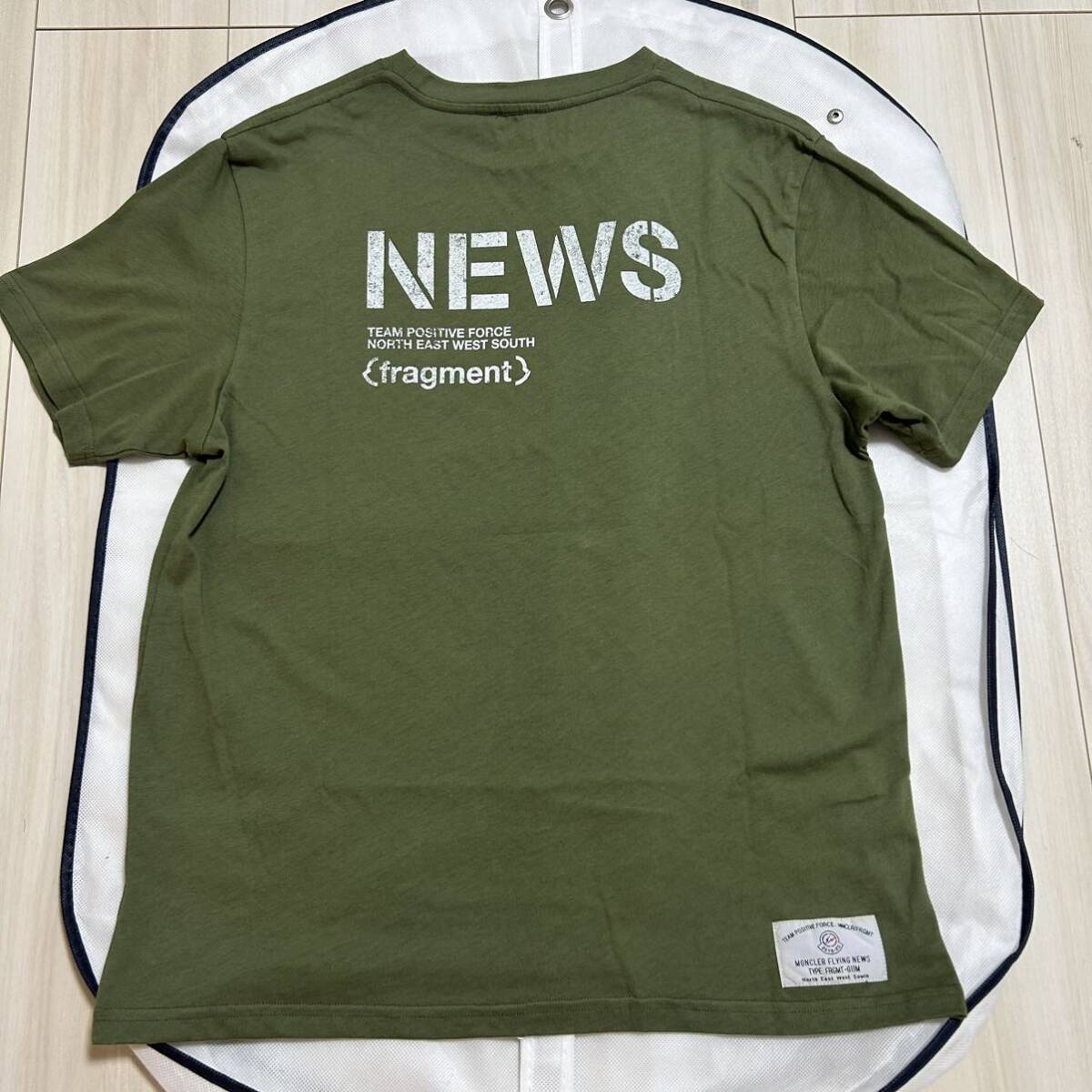 【破格最安値】MONCLERモンクレールフラグメント 半袖Tシャツ カーキS拍卖