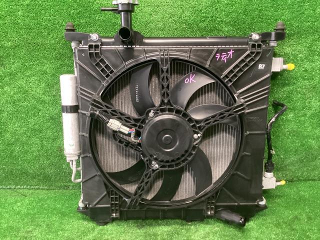 ラティオ DBA-N17 ラジエータ G QAB 21410-1HJ0A拍卖