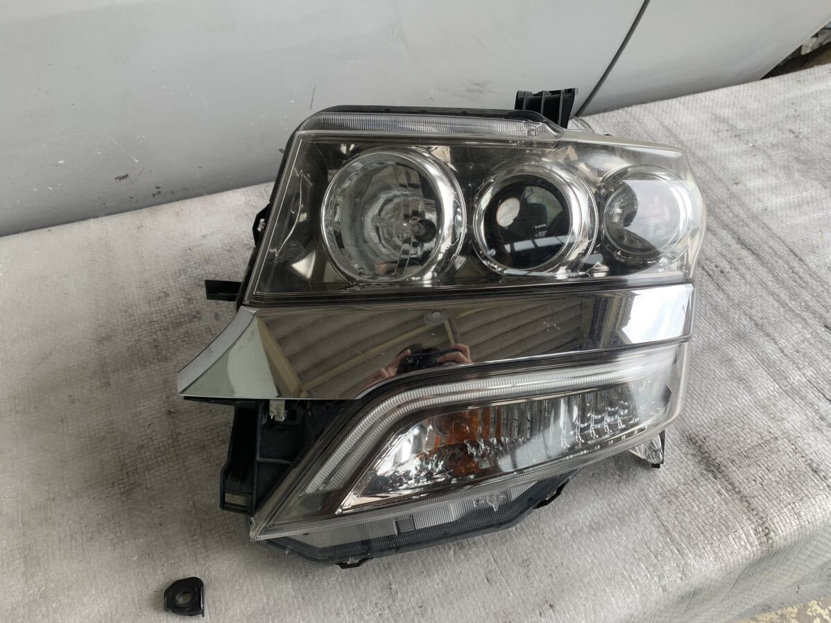 JF1 JF2 N-BOX カスタム 純正ヘッドライト 左側 助手席拍卖