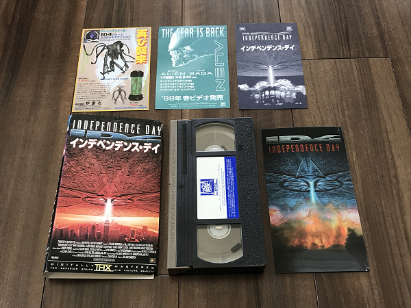 VHS ビデオテープ インデペンデンスデイ Independence Day 字幕スーパー レンチキュラーカード 付録 リーフレット ウィル・スミス/ビデオ拍卖