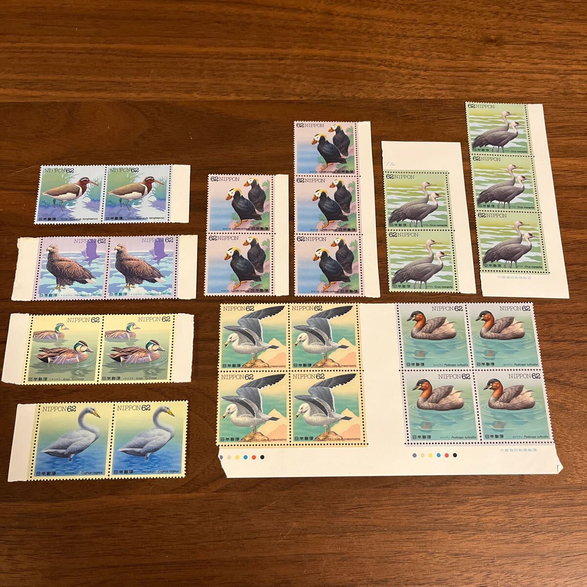 切手 水辺の鳥シリーズ 8種 62円×26枚 額面1,612円 1991-1993 カラーマーク付き 銘板付き拍卖