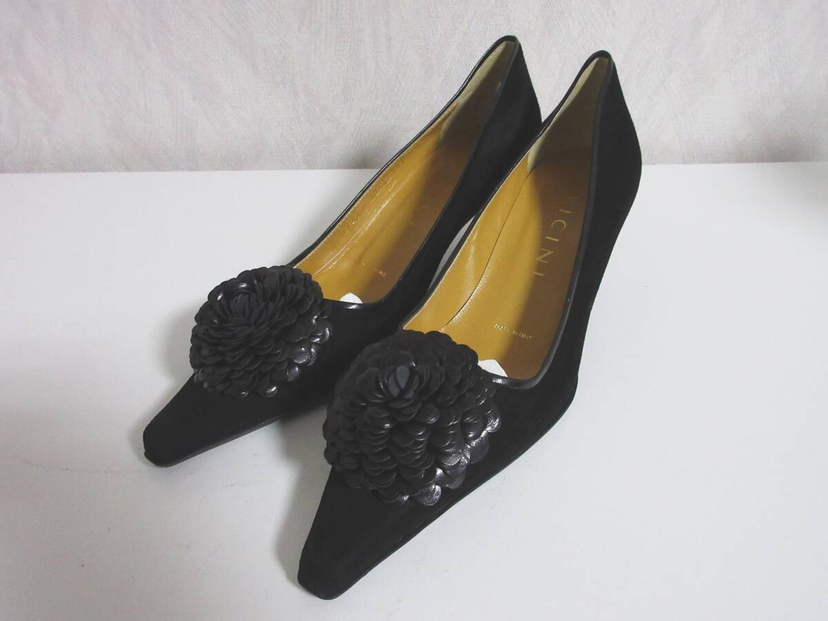 未使用 VICINI ヴィッチーニ コサージュ ヒール スエード パンプス 35 1/2 ブラック hj1239拍卖