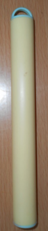 小物入れ キャップ付き 硬質プラスチック製 中古 1本拍卖