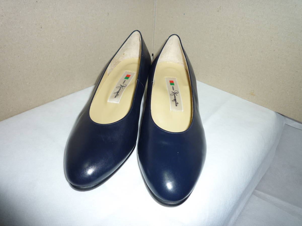 ◆新品!銀座かねまつの定番系パンプス濃紺23.5cmCA制靴◆拍卖