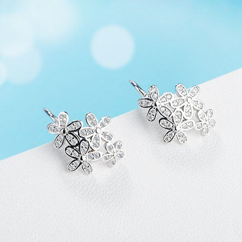 新品★送料無料 極上の逸品 絢爛 厳選 Silver Plated ジルコニア 4連フラワー CZダイヤモンドイヤーカフ イヤリング レディース拍卖