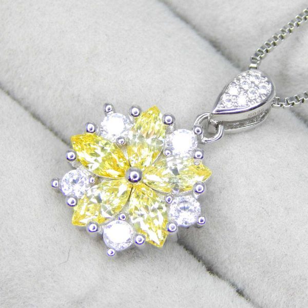 残り1点★新品★送料無料 トパーズ 桜ネックレス レディース ネックレス シルバー925刻印 CZダイヤモンド 宝石 アクセサリー ジルコニア拍卖
