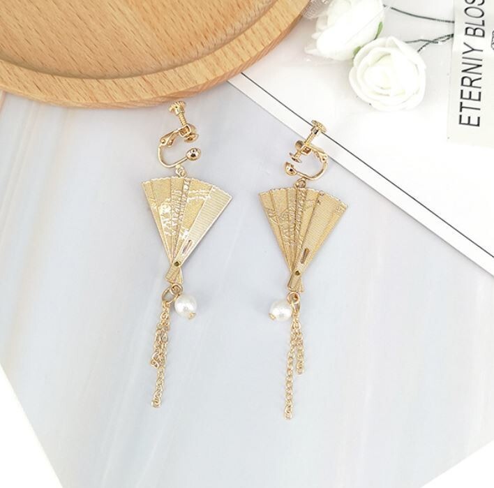 再入荷★新品★送料無料 扇子 2Way イヤリング Gold Plated 厳選 希少品 必見 オススメ 限定販売 レディース ゴールド プレゼント 誕生日拍卖