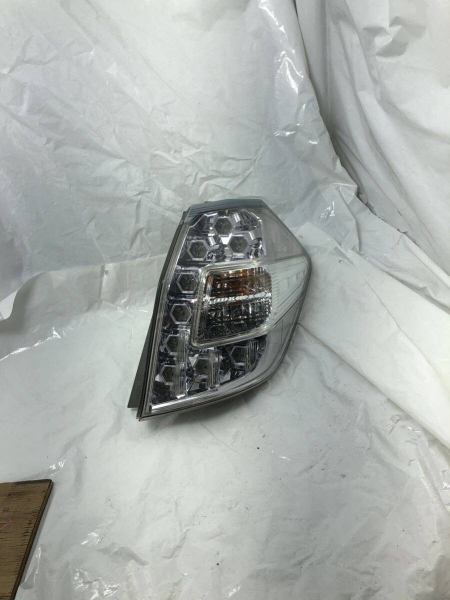 h3.118 フィット シャトル GG7 純正 テールランプ 右 STANLEY W0020 テールライト 右側運転席側拍卖