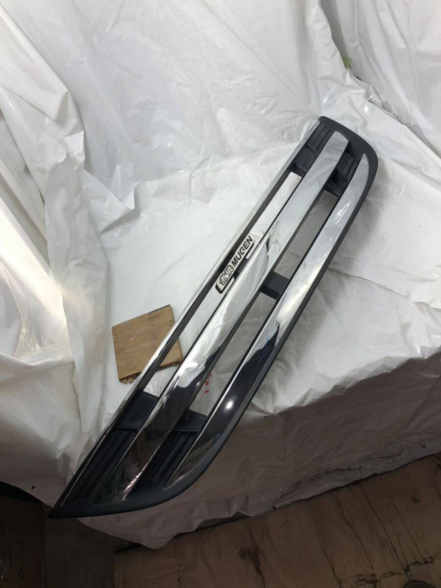 h3.132 ステップワゴン (RG1) 純正 無限 MUGEN フロントグリル ラジエーターグリル メッキ 75100-XKN-K0S0 拍卖