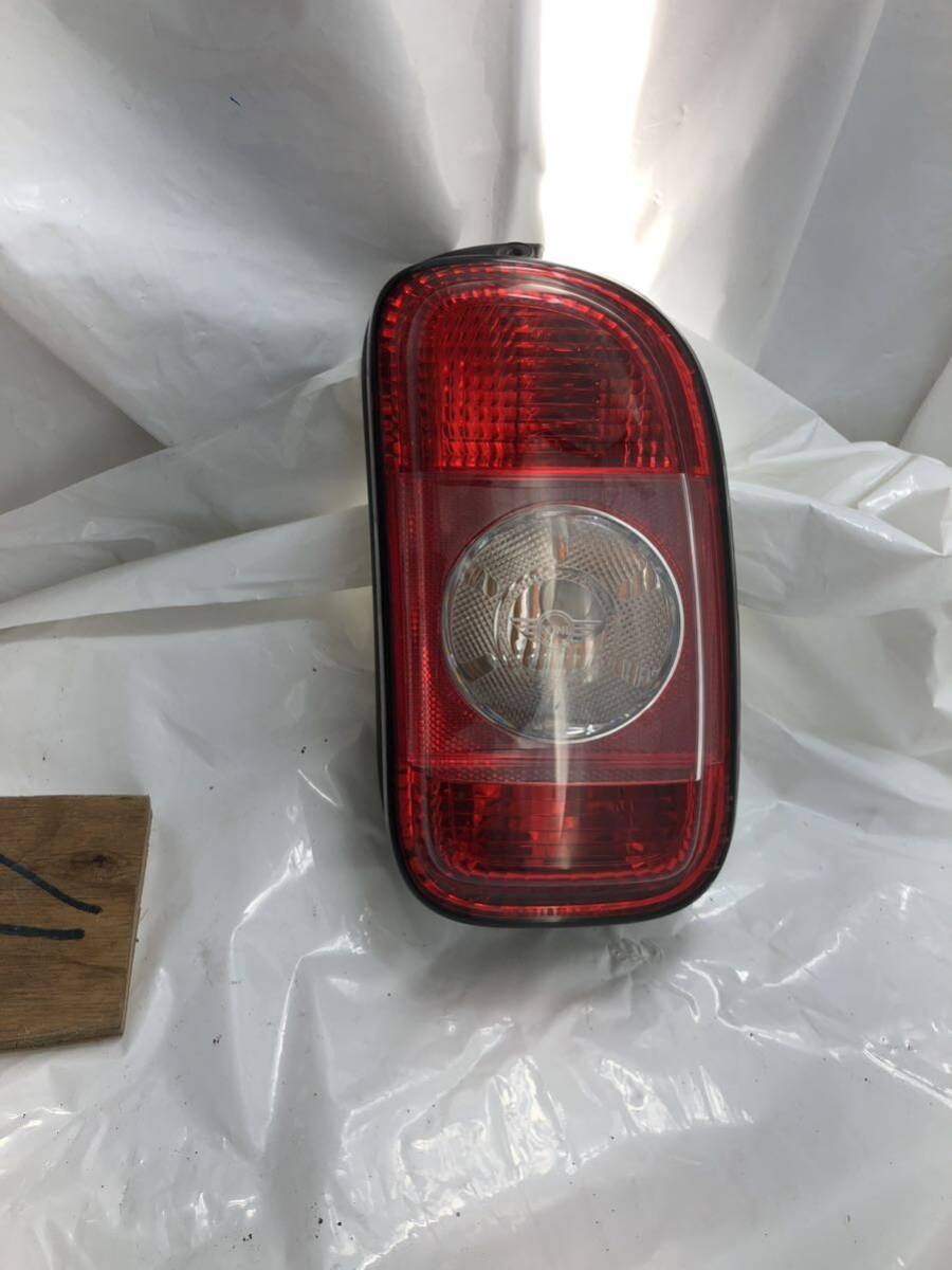 h4.29 BMW ミニ クーパー クラブマン Mini 右側 運転席側 右 テールランプ テールライト 右 2755116 ミニクーパー 拍卖