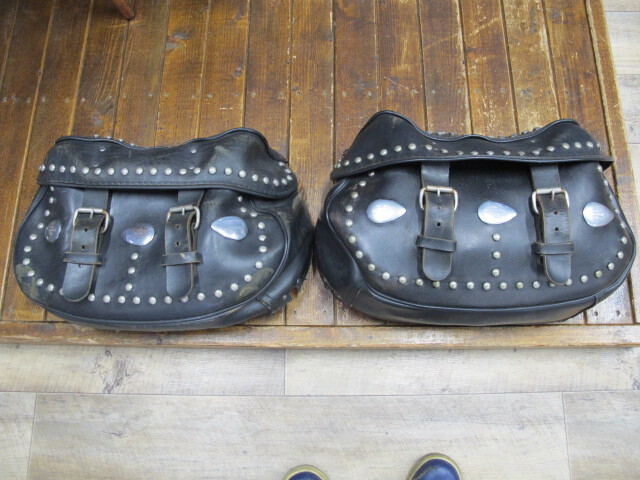 ハーレー エボソフテイル FLSTC 純正サドルバック 【ジャンク】拍卖