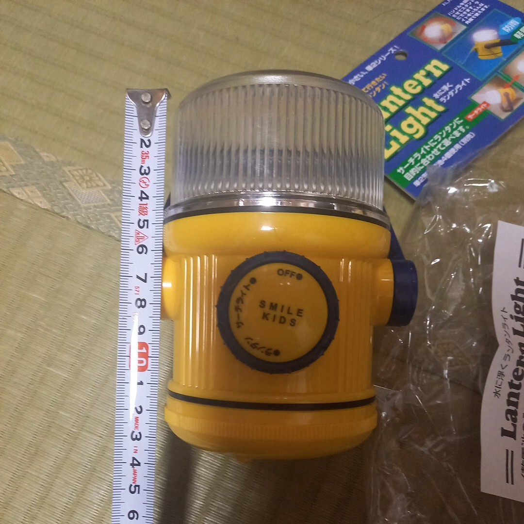照明 ライト ランタン たぶん未使用 サーチライト キャンプ アウトドア 水に浮く 稼働品 軽量 防雨拍卖