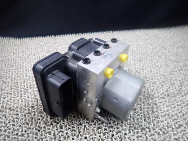 ハスラー 5AA-MR92S ABSアクチュエーター ZVD 56130-59SL0拍卖