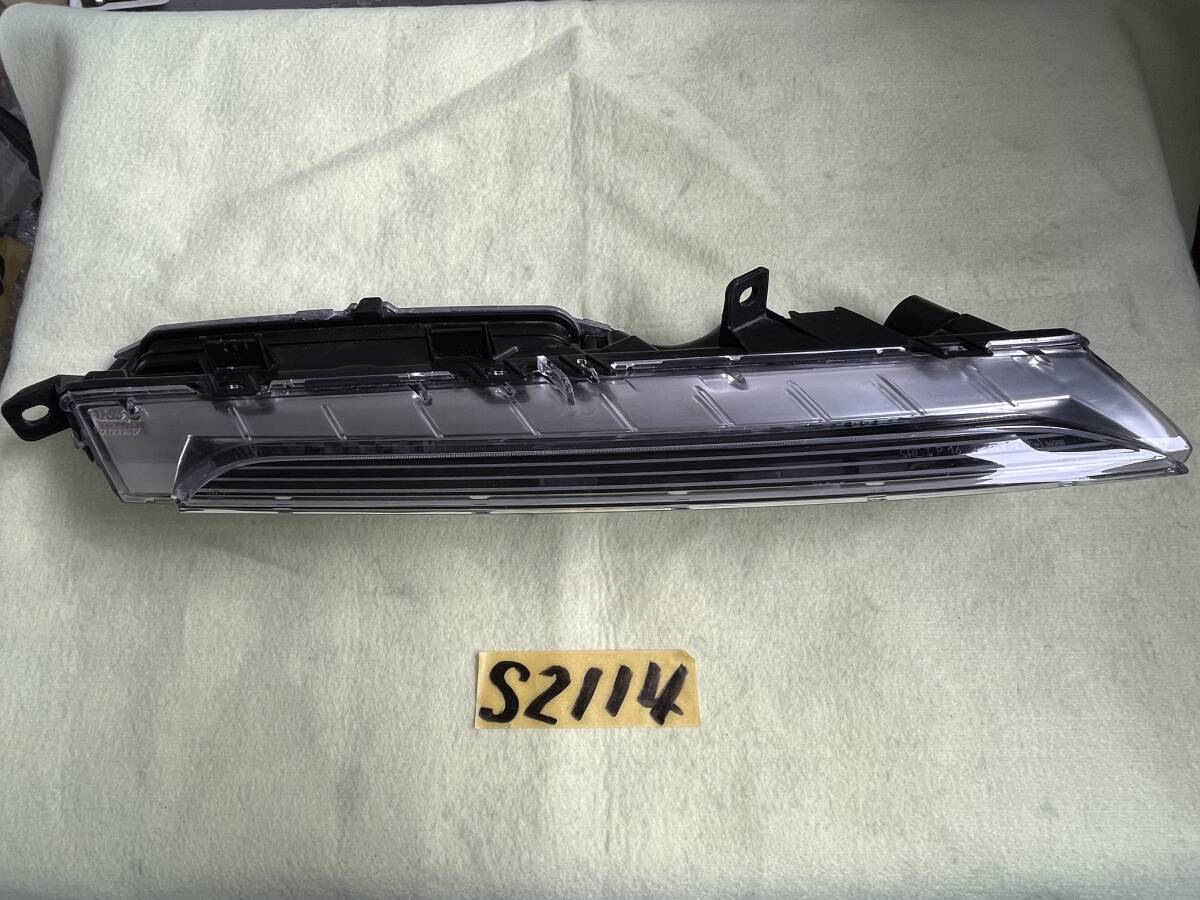 Porsche ポルシェ カイエン 純正 デイライト ウィンカー ライト ランプ 右 9Y0941182B S2114拍卖