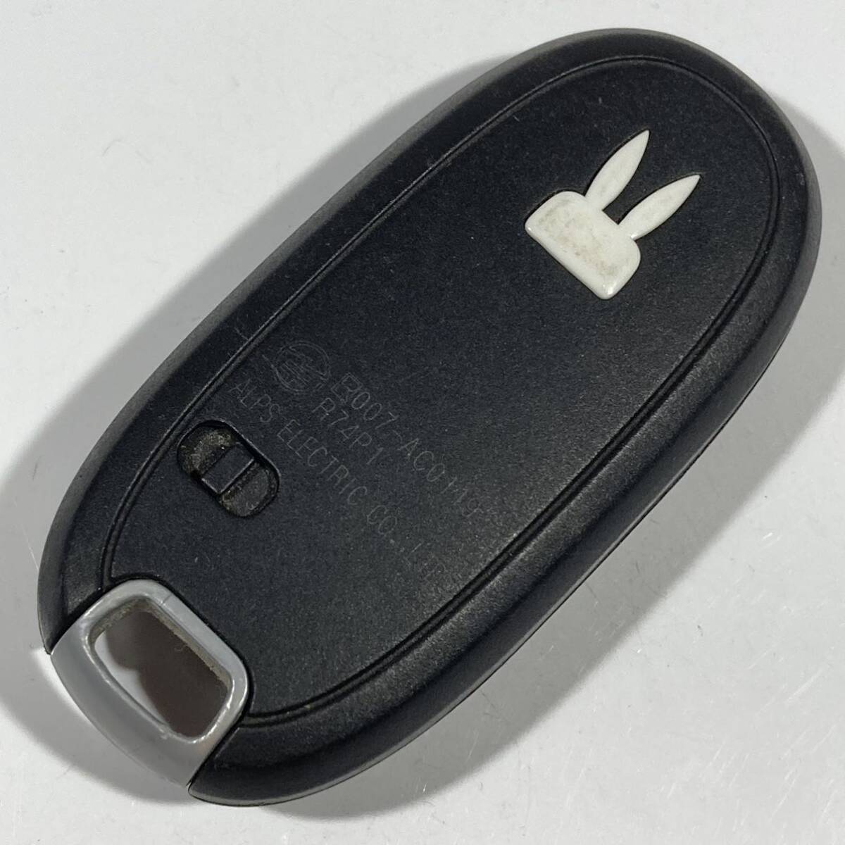 送料込 SUZUKI スズキ純正 HE33S ラパン HA36S アルト ソリオ ハスラー 007-AC0119 2EE-00477AA 2ボタン スマートキー キーレス MTI920D拍卖