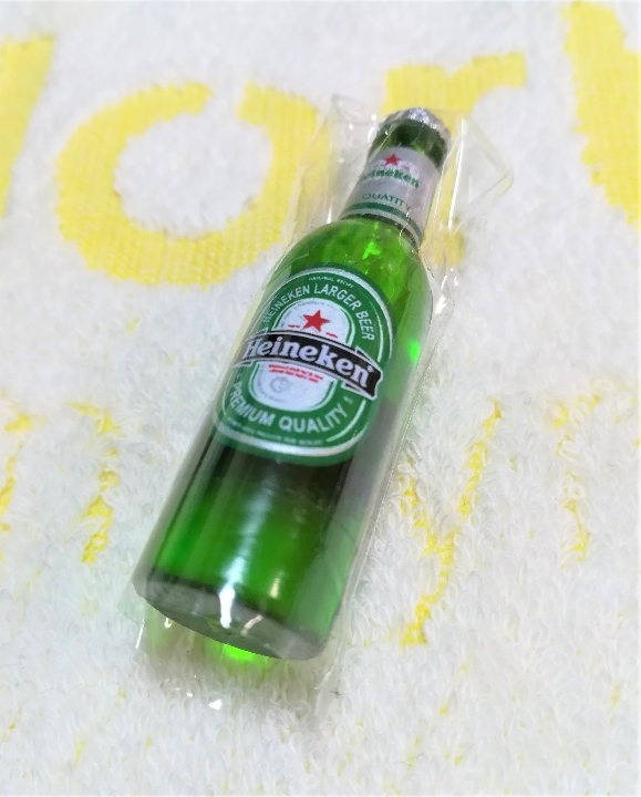 ミニチュア★ハイネケン★瓶タイプ★リアルマグネット★ドールハウス★リカちゃんやシルバニアファミリーにも★拍卖