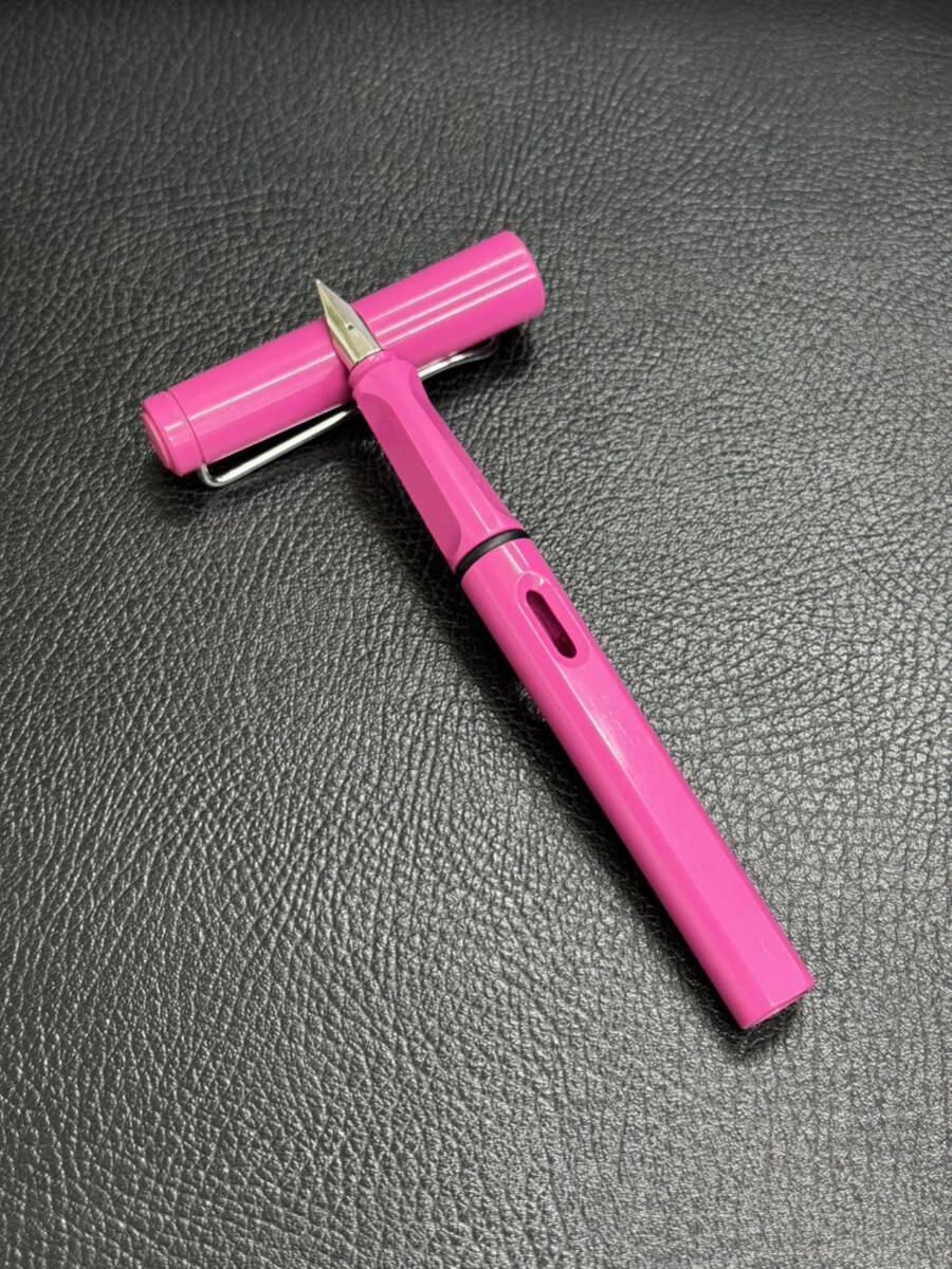 LAMY ラミー サファリ 万年筆 EF 極細字拍卖