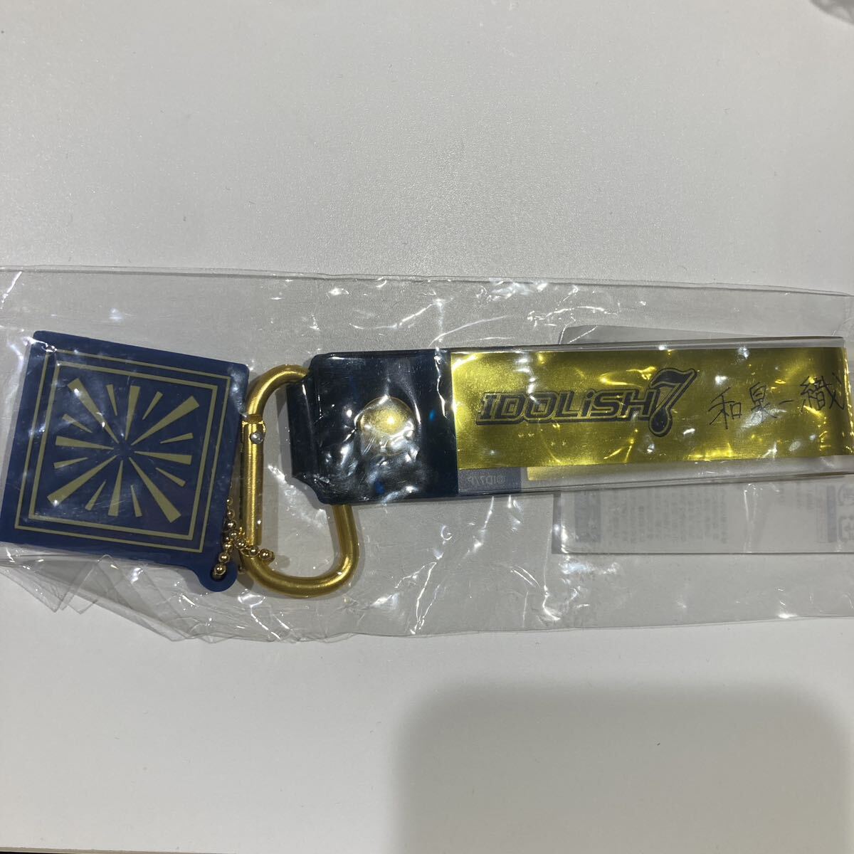 アイドリッシュセブン 2nd LIVE REUNION 展覧会 チャーム 付きテープキーホルダー 和泉一織 ストラップ グッズ アイナナ 公式 キーホルダー拍卖