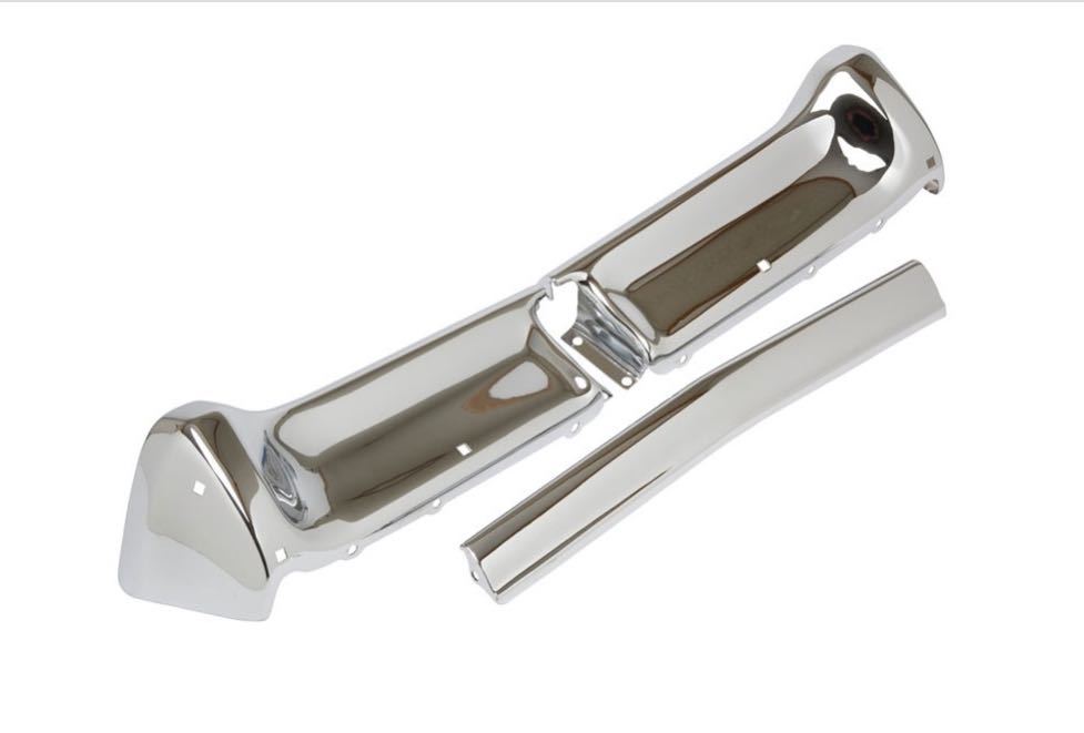 1962年式シボレーインパラリアバンパー3ピースセット新品。インパラバンパー ローライダー 他の年代車種も取り扱いあります。ハイドロ拍卖