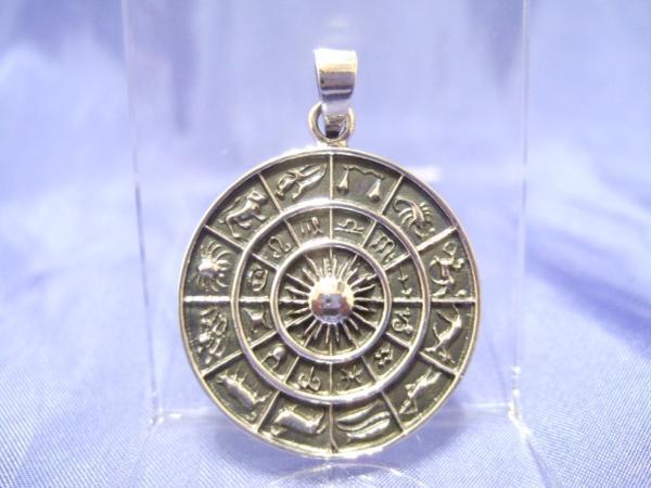 横浜最新 SILVER銀ペンダント星座♪ホロスコープ 6g 送料無料ξgtξ ξ1s拍卖