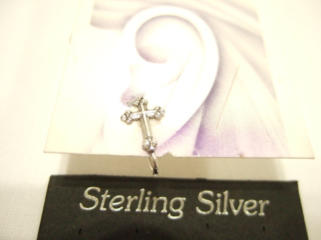 横浜最新 シルバー925SILVERクロス♰魅惑の銀イヤーカフ 十字架 6ミリ メンズレディース 送料180円ξgpiξξイヤリング60拍卖