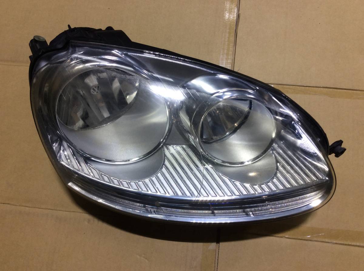 フォルクスワーゲン VolksWagen ゴルフ5/ジェッタ3 GOLF5/JETTA3 純正 右 ハロゲン ヘッドライト Halogen Headlight,Right SH2723xxx拍卖