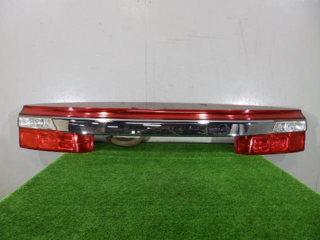 ステップワゴン DBA-RG1 リアフィニッシャー/ガーニッシュ K20A NH683P P8028 33700-SLJ-901 240471拍卖