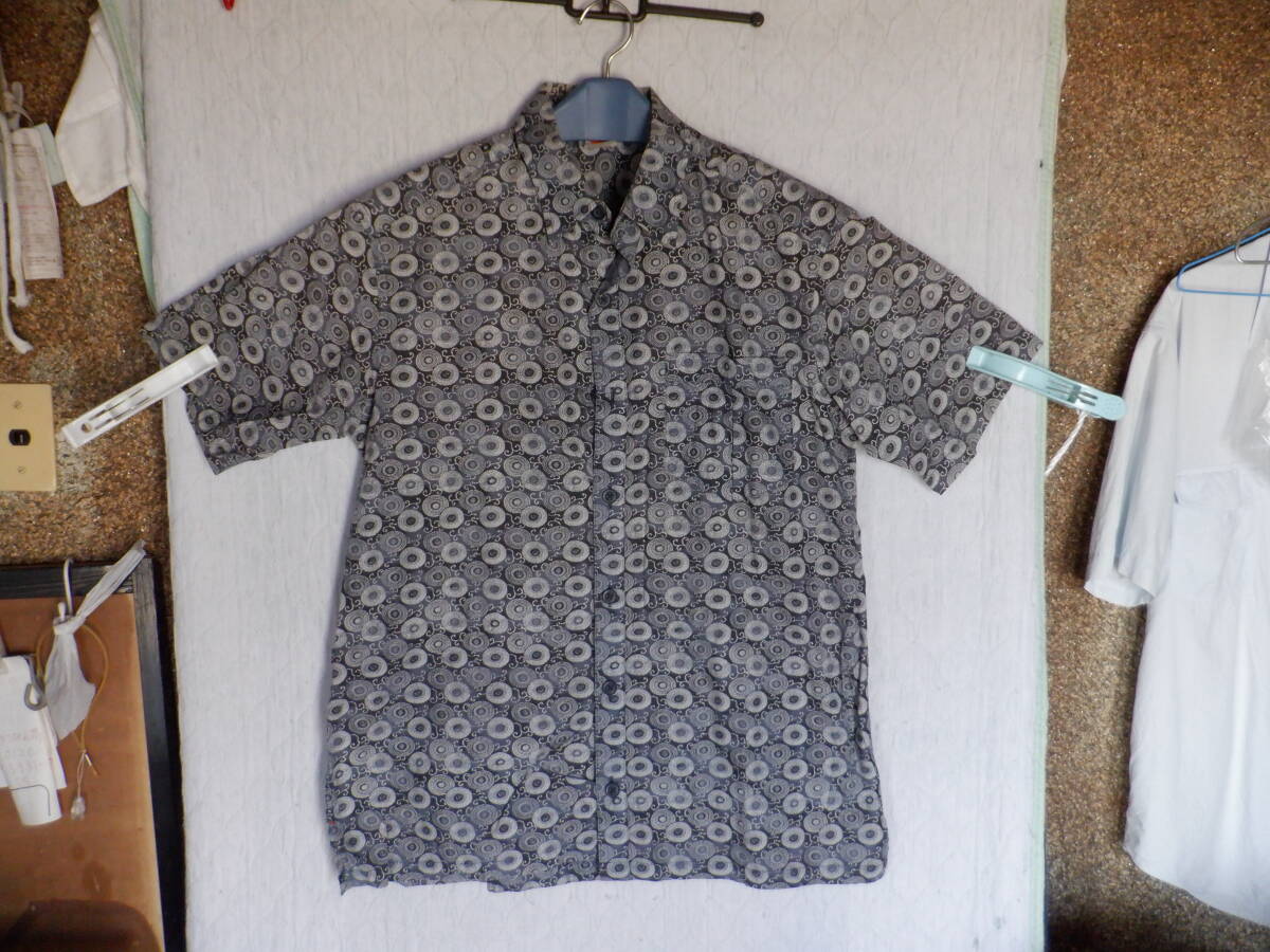 ARES TRIBE アレス トライブ 半袖 カジュアルシャツ グレーの柄物 特大サイズ拍卖