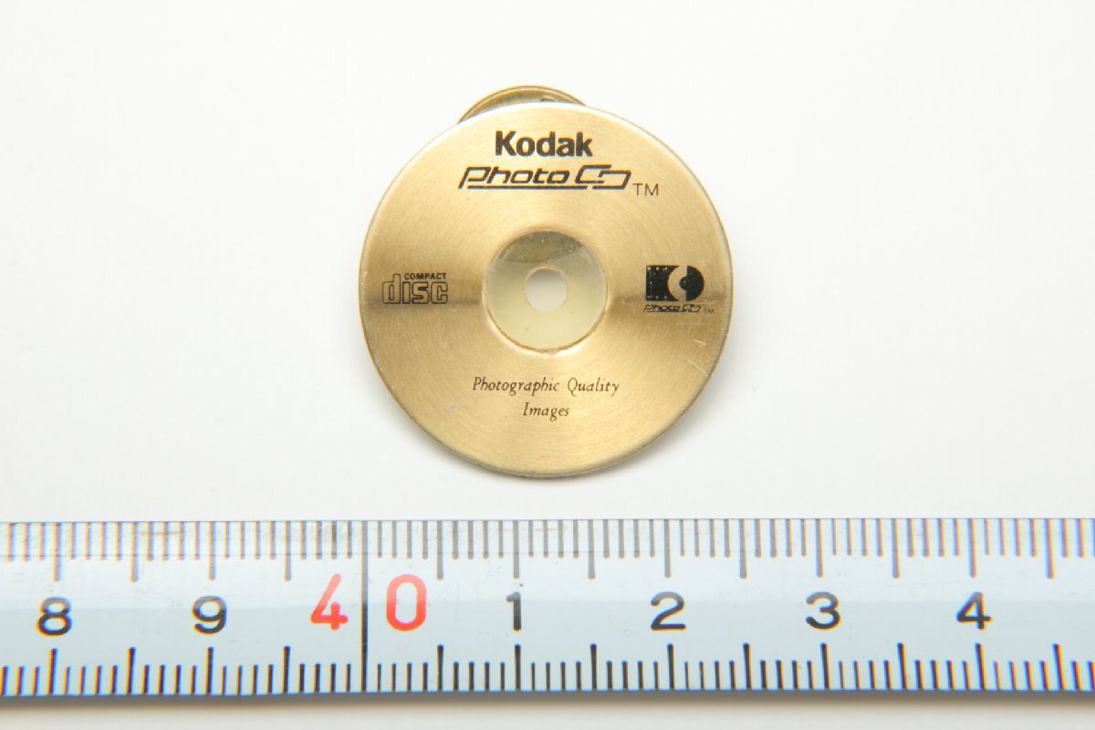 ※ 非売品 20年ほど前、アメリカで購入品 ヴィンテージKodak コダック ピンバッジ PINS Photo CD c0439拍卖