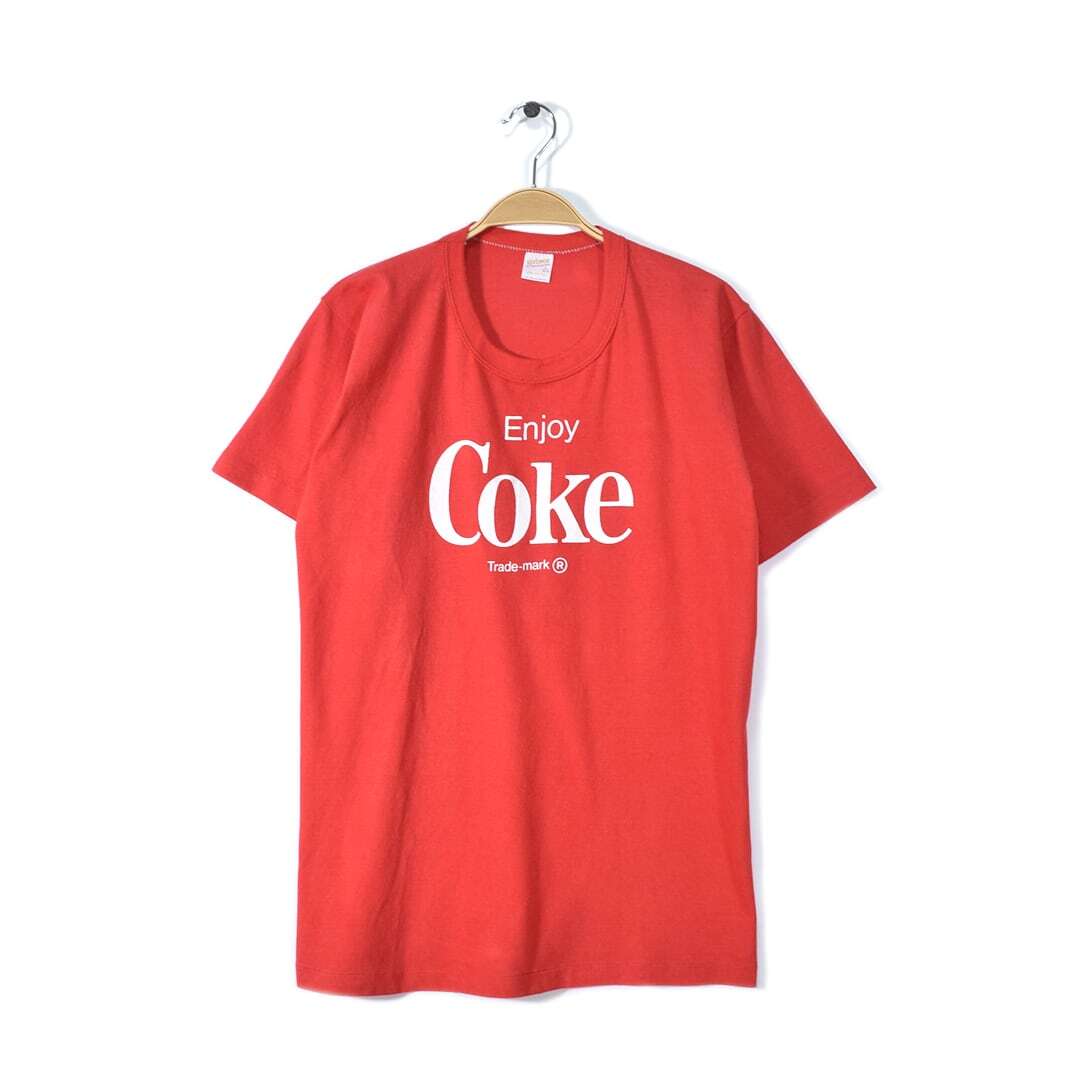 【送料無料】70s 80s コカコーラ USA製 ヴィンテージTシャツ 企業 旧ロゴ 赤 COCA COLA 袖裾シングル COKE サイズM相当 古着 @BZ0228拍卖