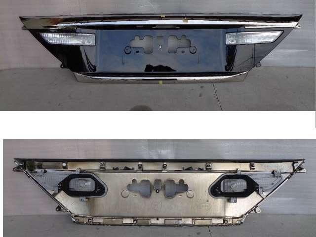 トヨタ/ヴェルファイア ANH20W 後期用 バックドアガーニッシュ No.722892【品番 76801-58120】拍卖