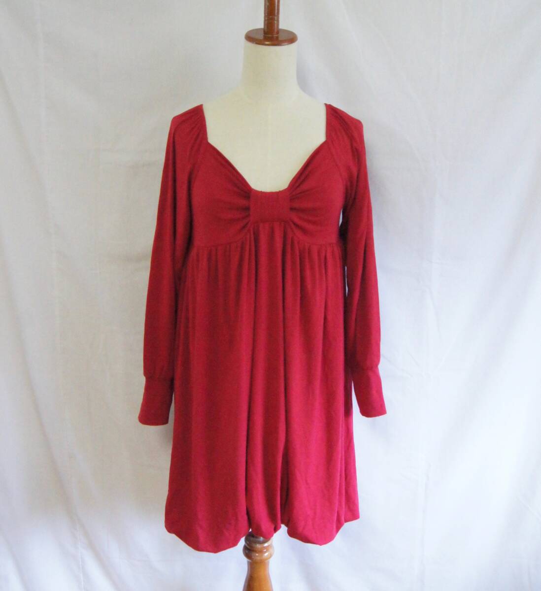 Je voudrais by TINNS 長袖ワンピース バルーンスカート 赤 レッド リボン Mサイズ ティンクス拍卖