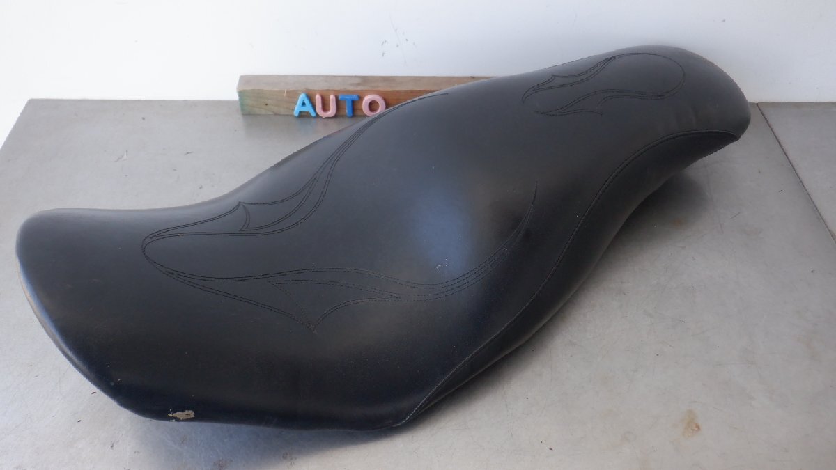 ハーレー☆FLHTCU1450☆1998☆純正オプション☆刺繍シート☆カスタムシート拍卖