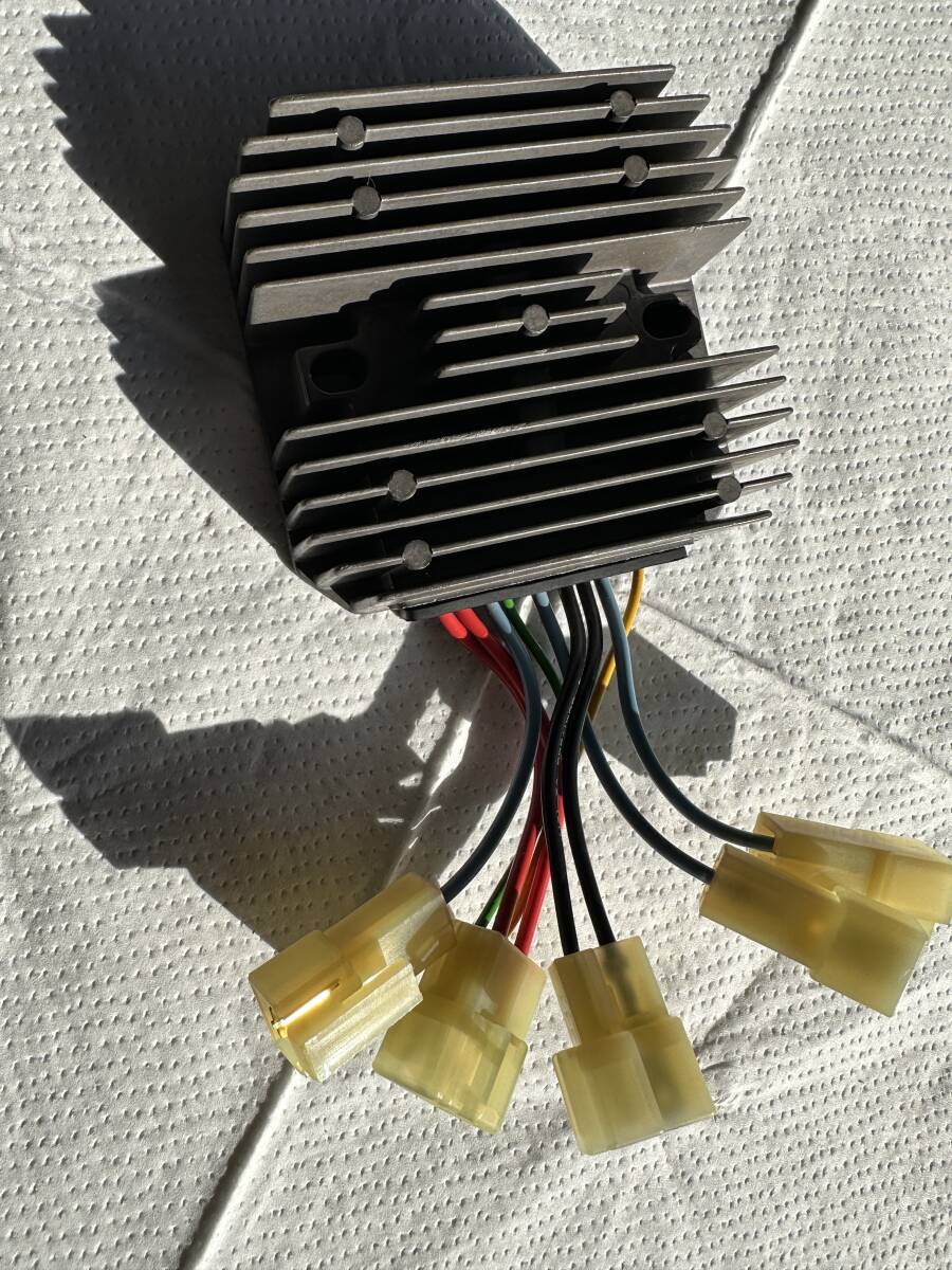 国産電機 レギュレーター カーレントリミッター RS7108 ヤンマー AF22 3TNS82R 互換品 重機 農機 発電機 除雪機 特殊機械拍卖