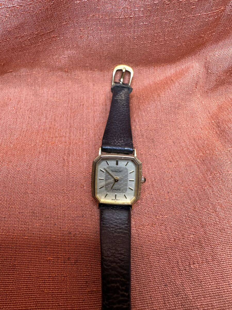 レア ヴィンテージ AUREOLE オレオール SWISS MOVT 角ケース ゴールド SW-302L クオーツ メンズ 腕時計拍卖