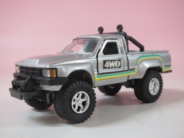 67763■ダイヤペット T-38 ハイラックス 4WD拍卖