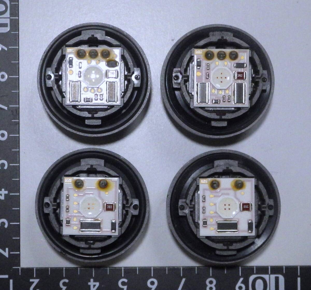 即決 ICHIKOH ソケット型LED 2極2個 3極2個 計4個拍卖