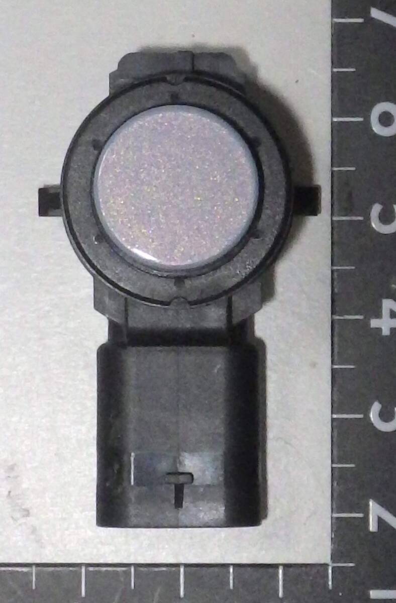 即決 フィアット ソナー 1個 水色系のパール 735531904 05958B 99482 120417/Q1拍卖