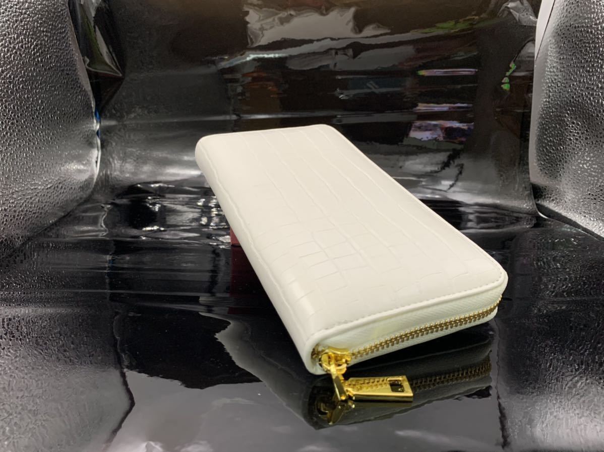 ラウンドファスナー 長財布 本革 白拍卖