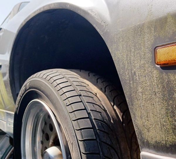 ■シボレー カマロ フロントインナーフェンダー 右 中古 CF24A 部品取あり フロントフェンダーライナー 3rd サードカマロ Z28 RS I-ROC ■拍卖