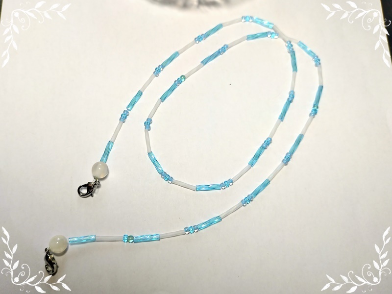 093:竹ビーズとガラスビーズのストラップ拍卖