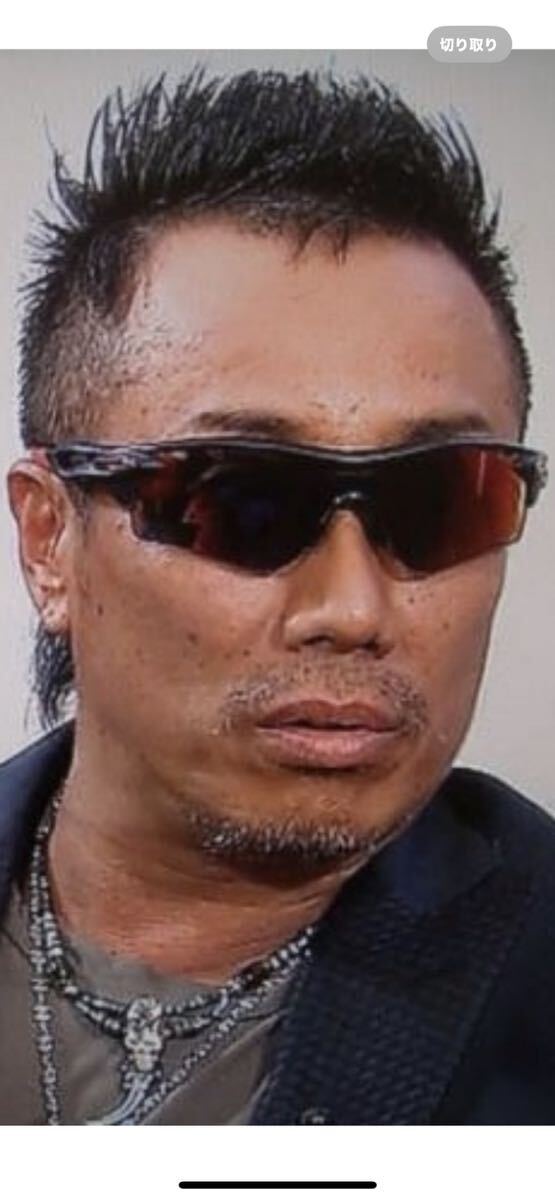 ほぼ未使用★長渕 剛 オークリー 同モデルのサングラス拍卖